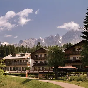 Rosapetra - Small Luxury Of The World ***** Cortina dʼAmpezzo